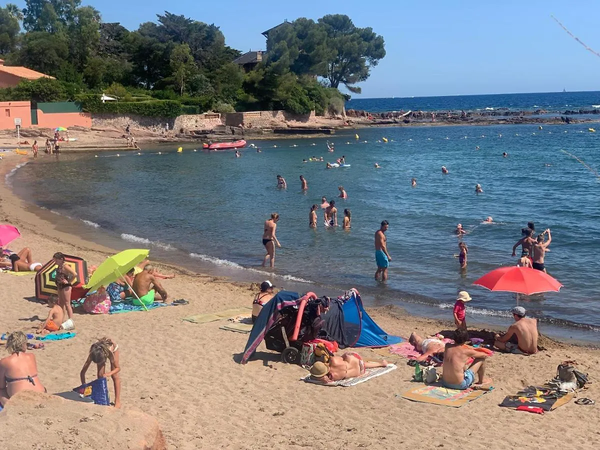 T2 (38m2) BOULOURIS -St RAPHAEL, 150 mètres de la mer Saint-Raphaël