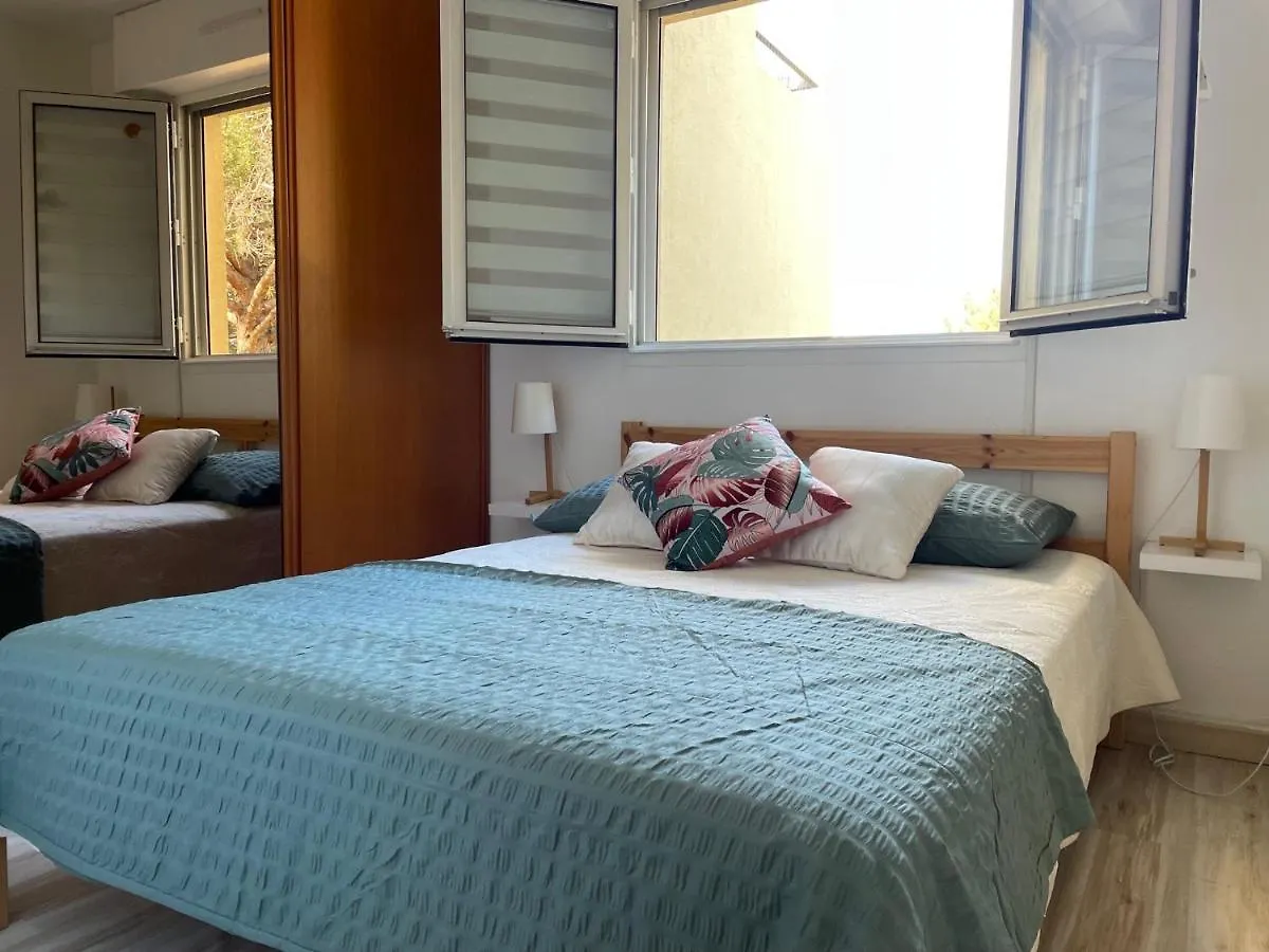 T2 (38m2) BOULOURIS -St RAPHAEL, 150 mètres de la mer Saint-Raphaël France